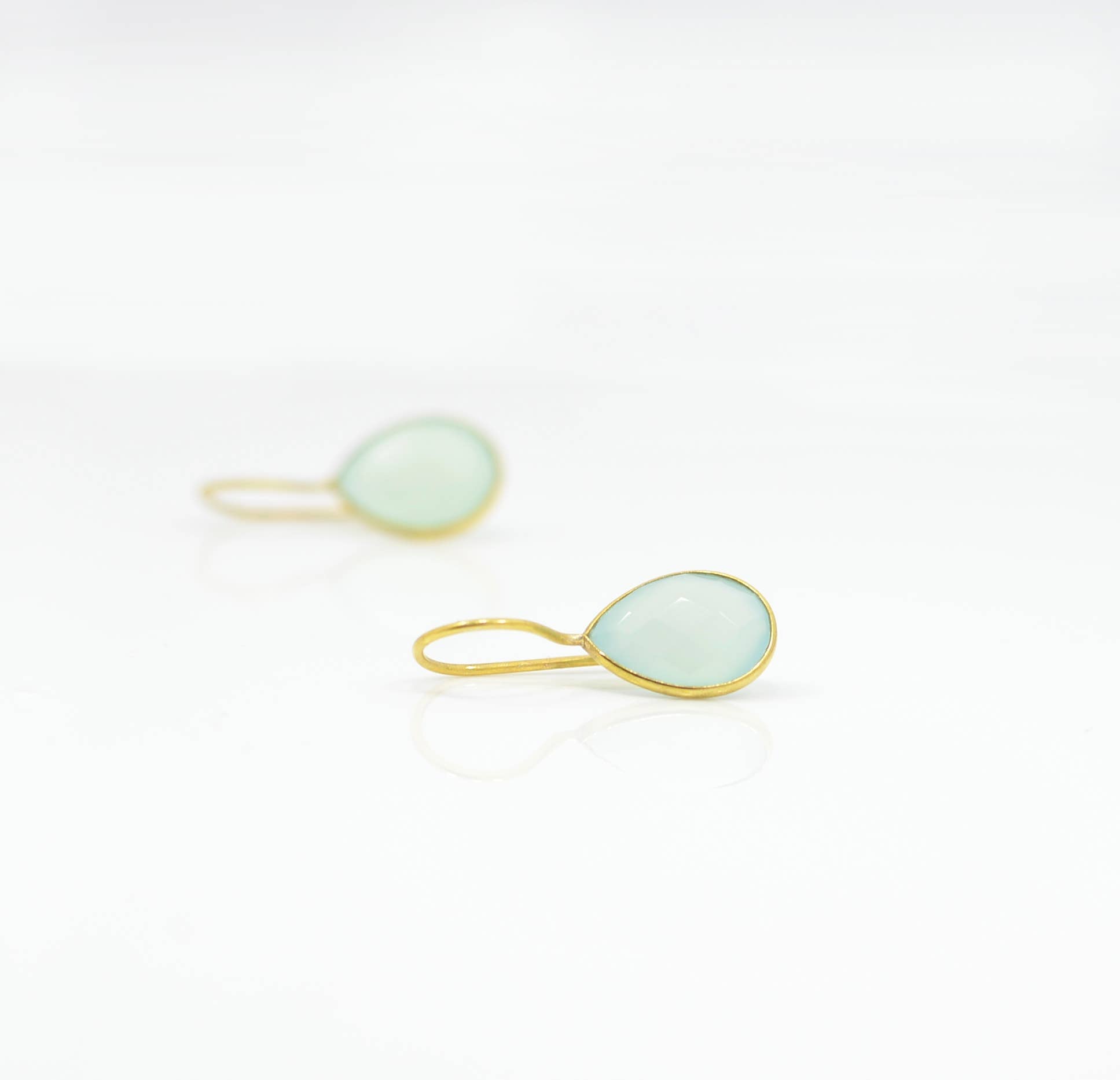 Teardrop Gemstone Earring Gold Silver 925 - Aqua Chalcedony