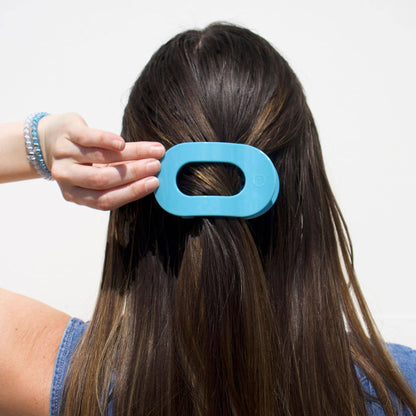 TELETIES - Flat Round Hair Clip | Medium | Summer Sky
