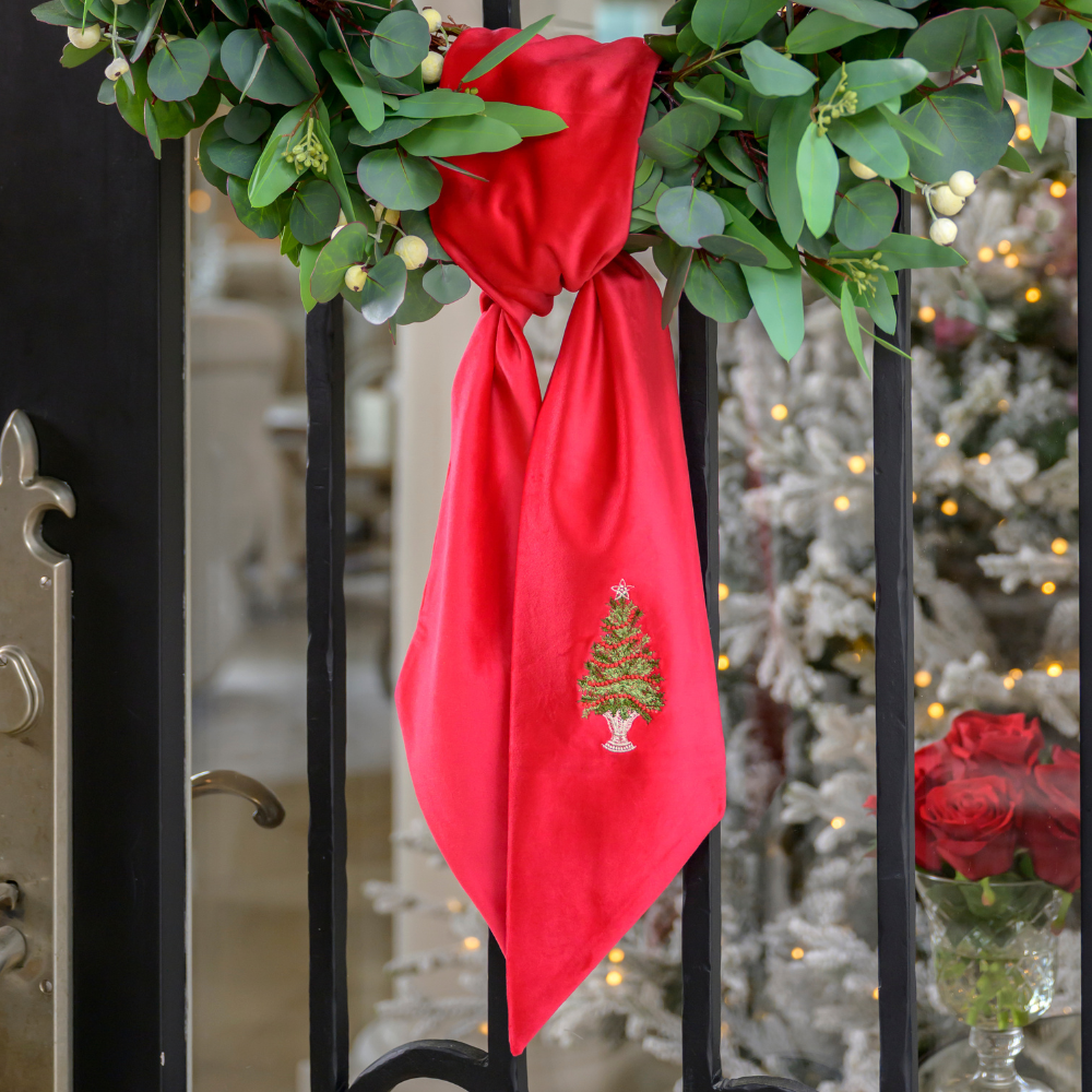 Tree with Trim Velvet Sash