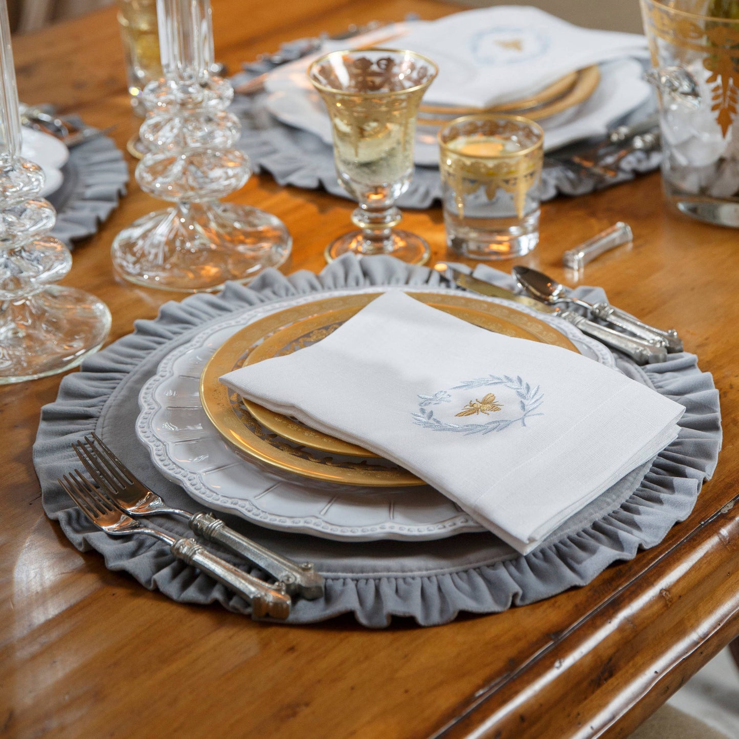 Round Ruffle Velvet Placemat