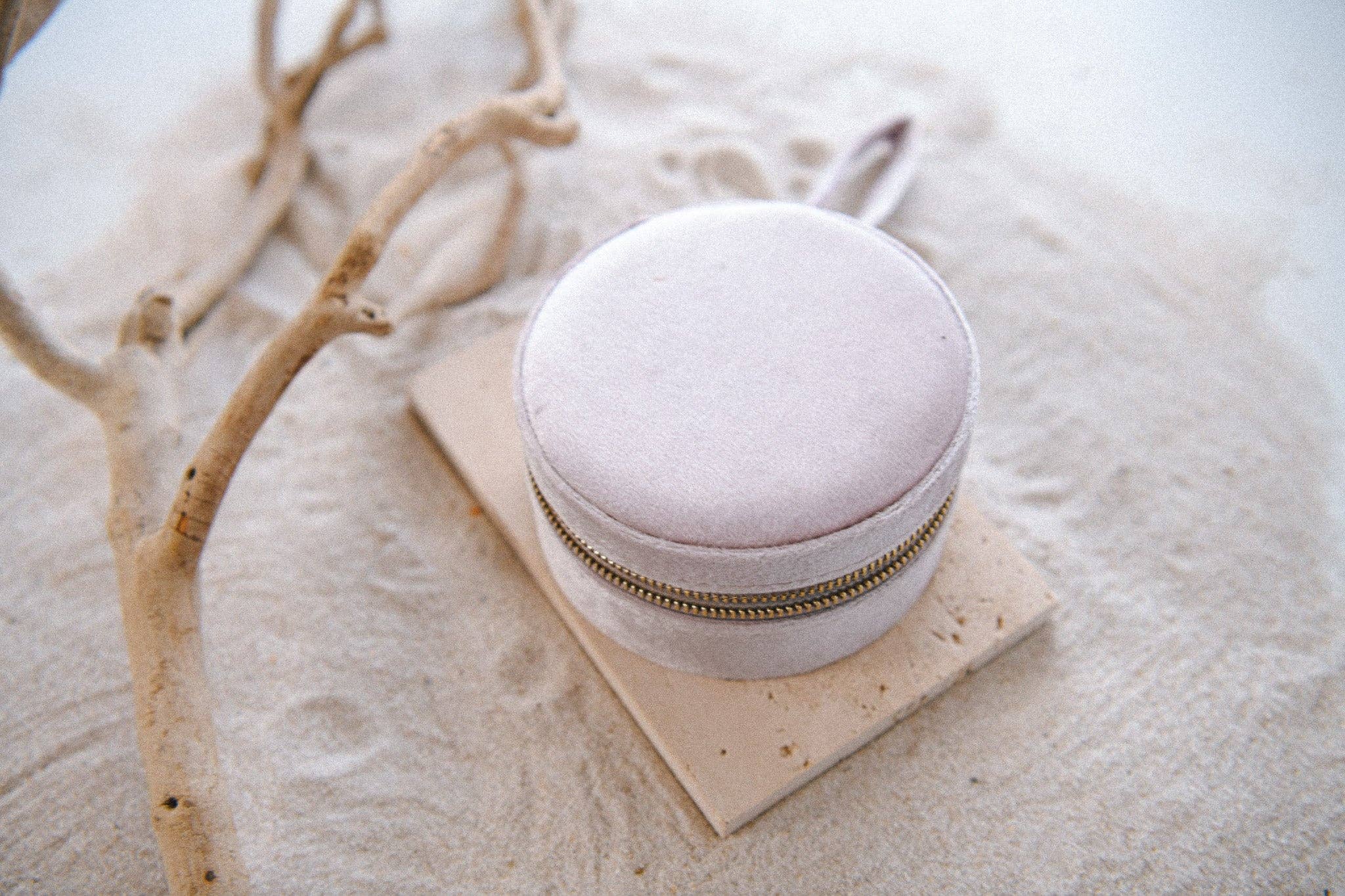 Round Velvet Jewelry Travel Case
