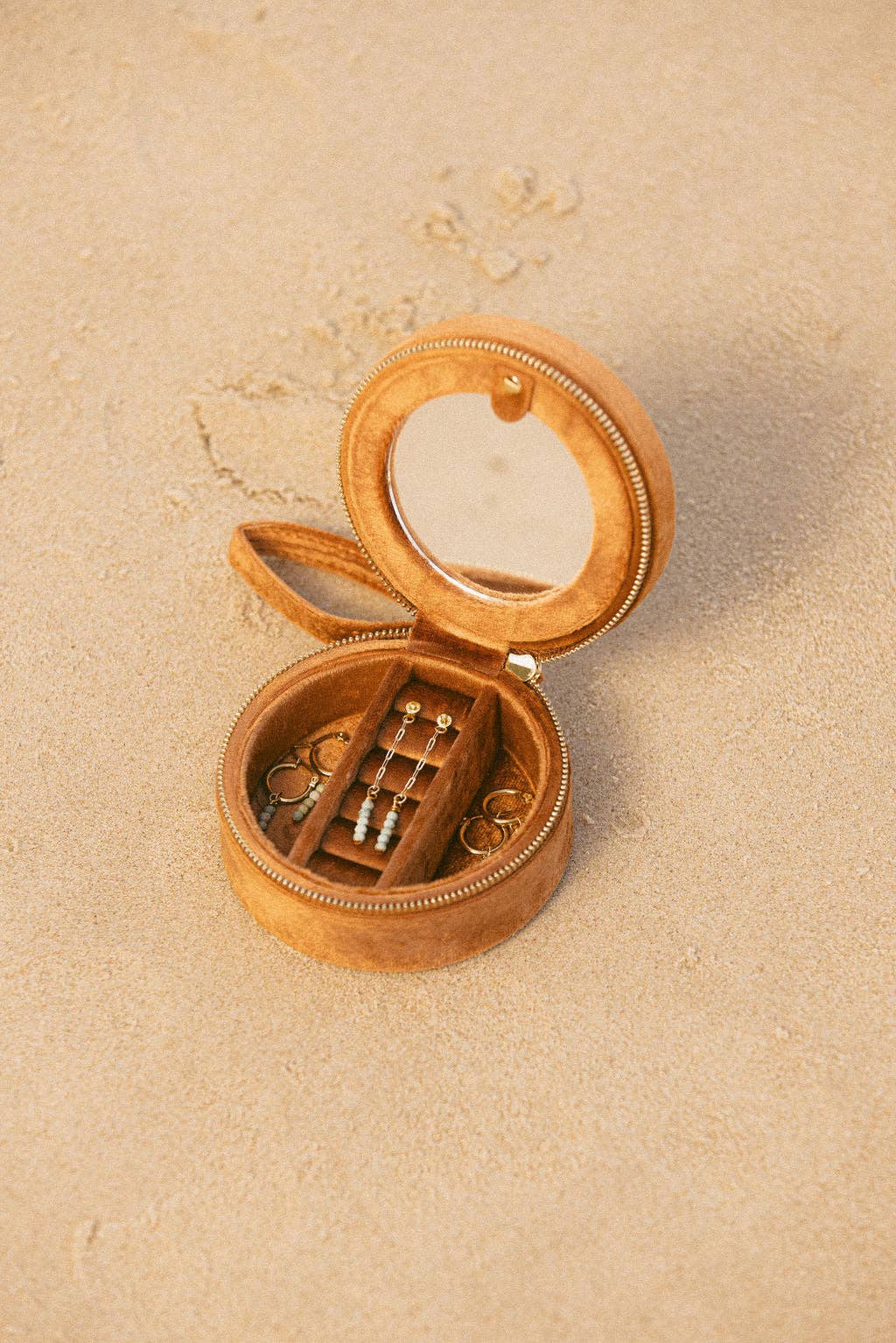 Round Velvet Jewelry Travel Case