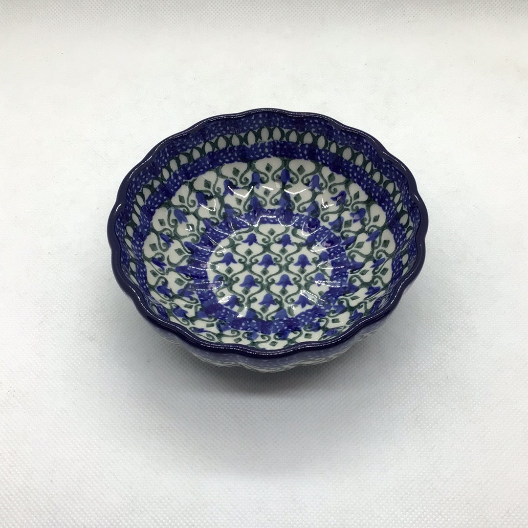 Tulip Trellis Scalloped Bowl 4.5&quot;