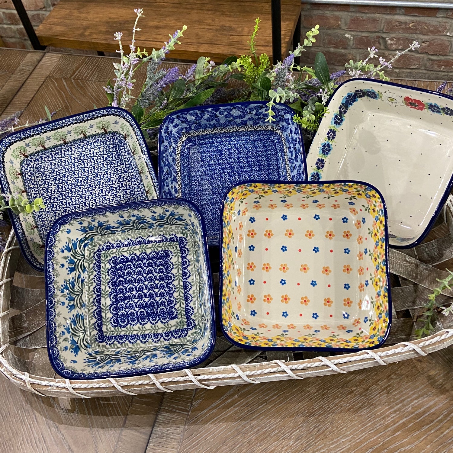 Blue Bells Square Baker 8&quot;