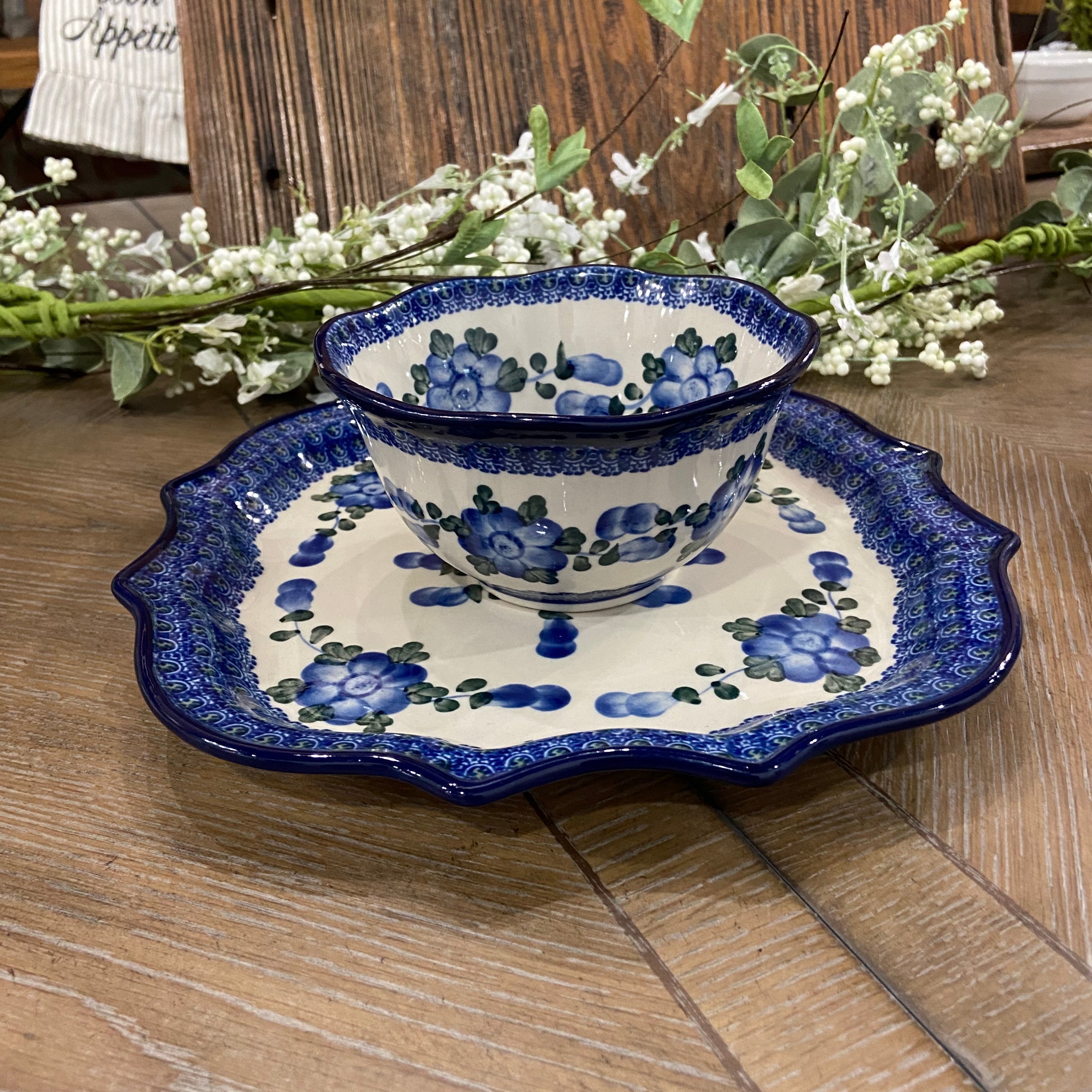 Blue Poppy Ruffle Edge Bowl 6&quot;