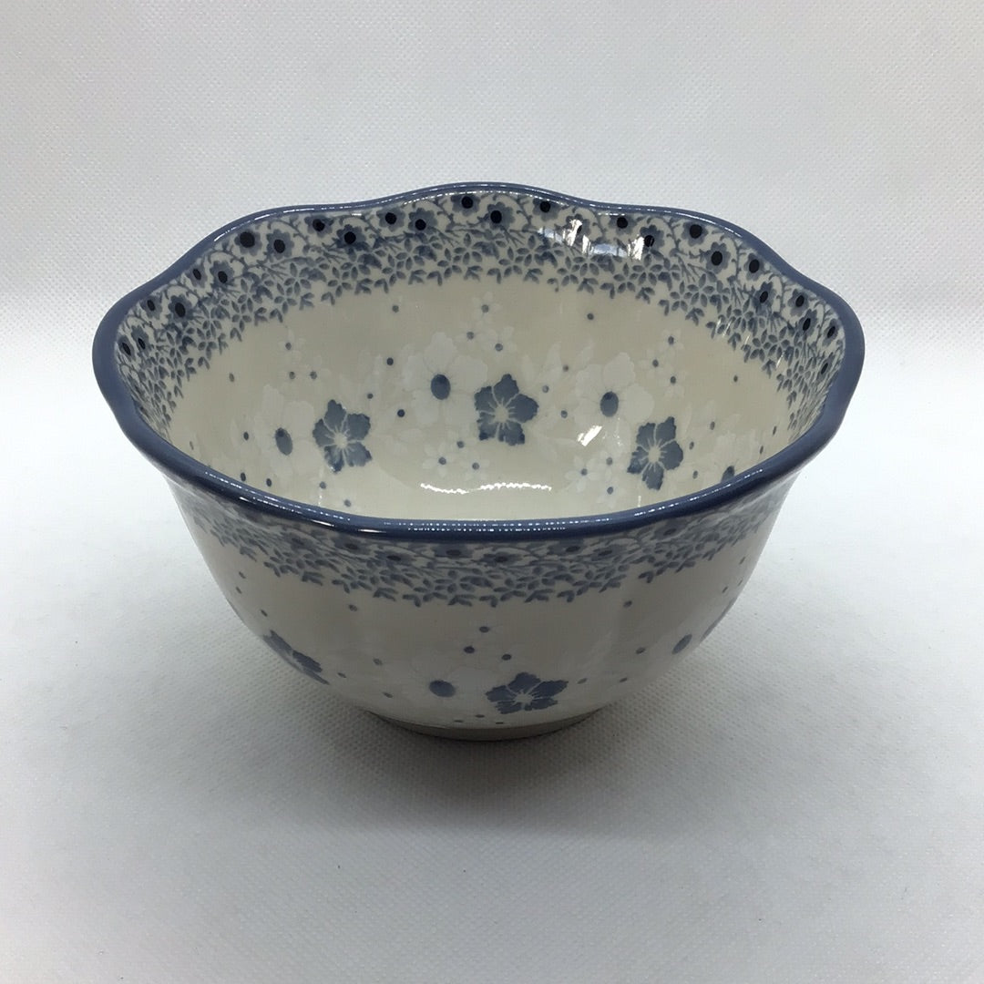 Simple Elegance Ruffle Edge Bowl 6&quot;