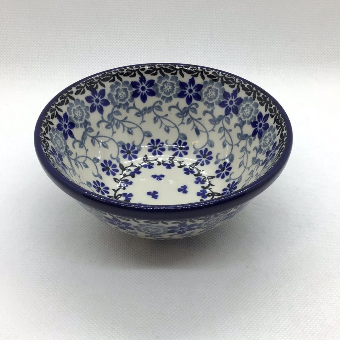Amazing Lace Nesting Bowl 5&quot;