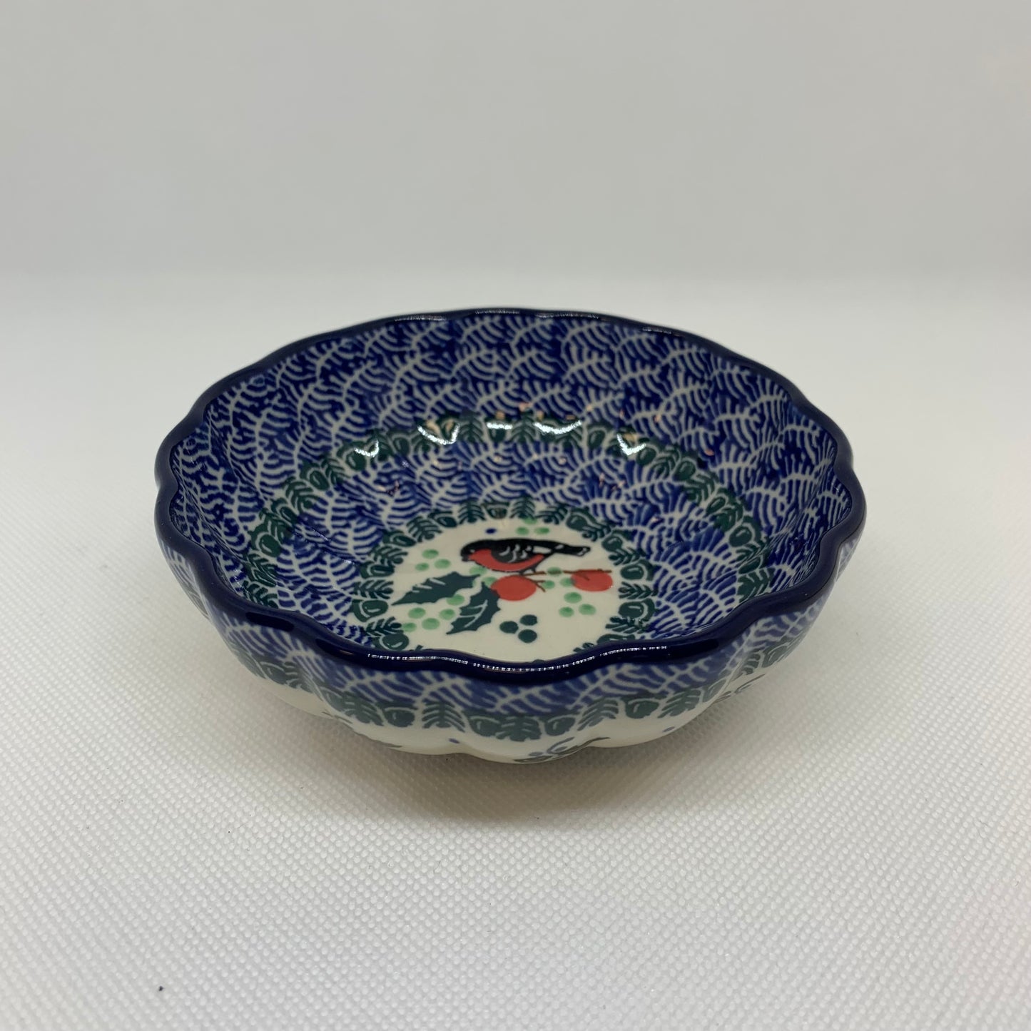 Snow Bird Scalloped Bowl 4.5"