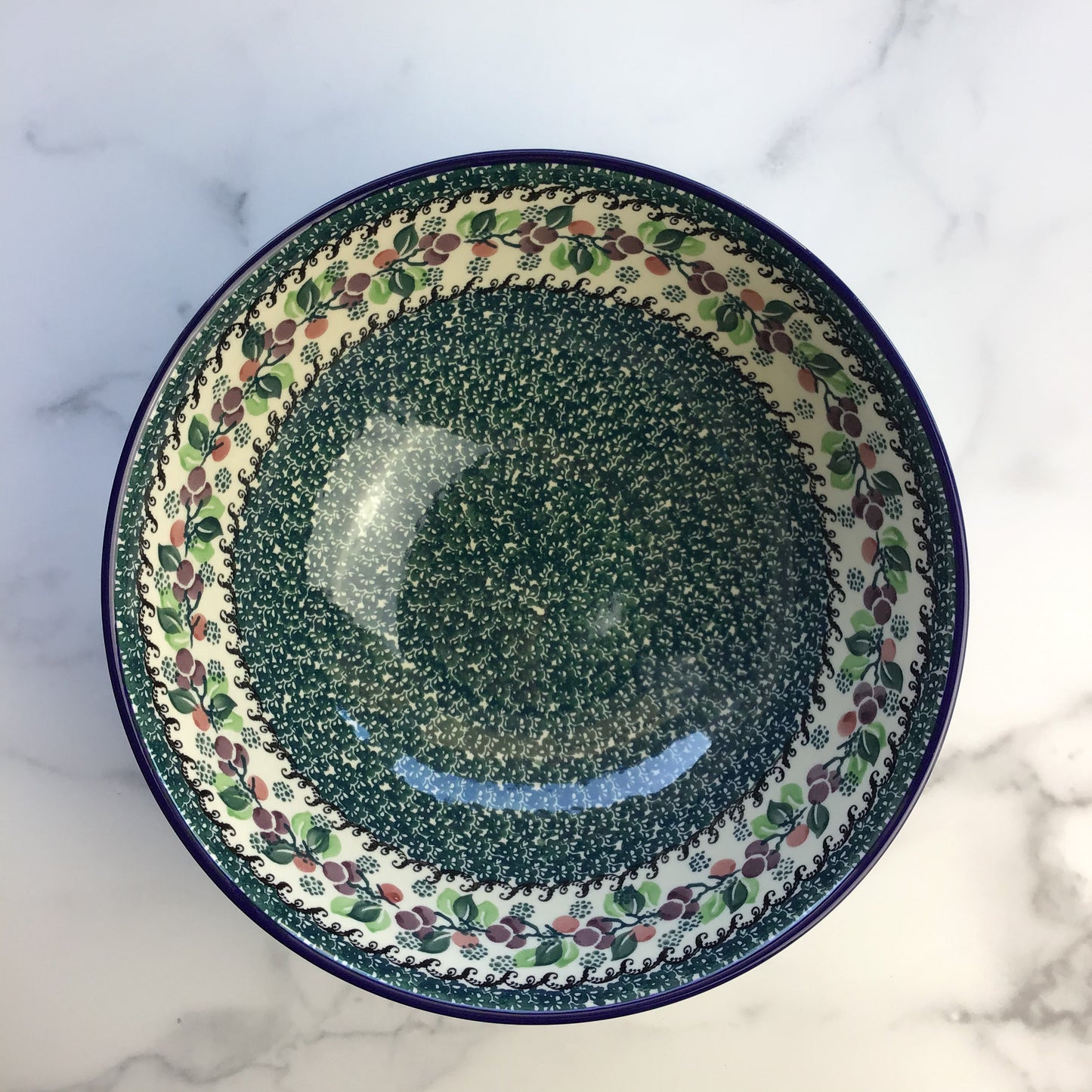 Berry Nesting Bowl 11"