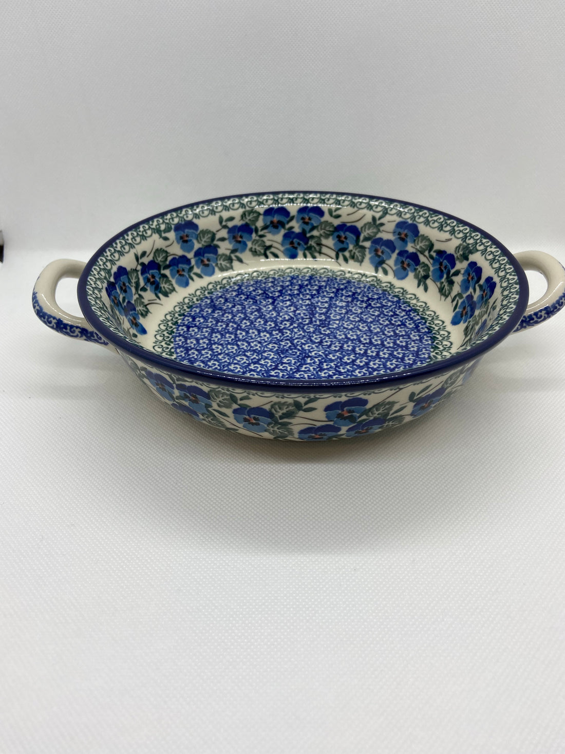 Winter Viola Round Baker w/Handles 8&quot;